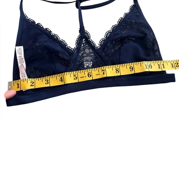 VICTORIA’S SECRET Bralette in Dark blue lace. NWOT - Picture 6 of 6
